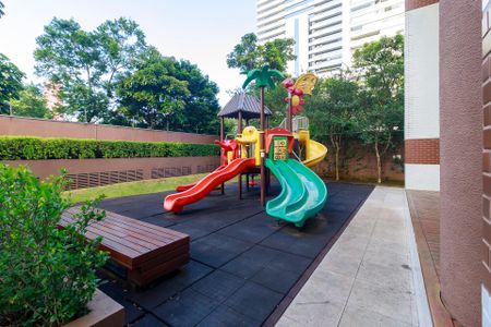 Apartamento para alugar com 210m², 3 quartos e 4 vagasPlayground