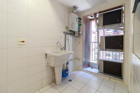 Apartamento para alugar com 210m², 3 quartos e 4 vagasÁrea de Serviço