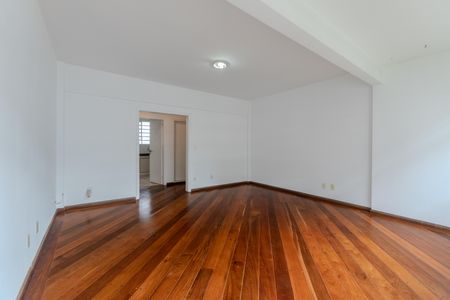 Sala de apartamento para alugar com 2 quartos, 105m² em Cerqueira César, São Paulo
