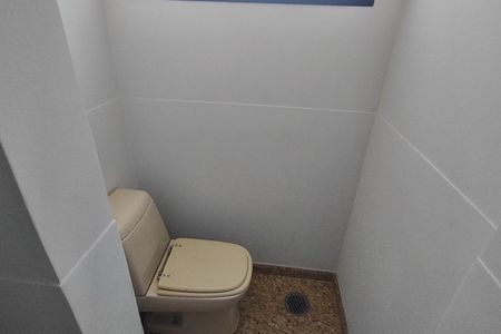Apartamento à venda com 300m², 4 quartos e 2 vagas Apartamento à venda com 300m², 4 quartos e 2 vagasLavabo