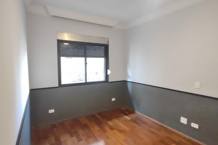 Apartamento à venda com 300m², 4 quartos e 2 vagas Apartamento à venda com 300m², 4 quartos e 2 vagasQuarto 2