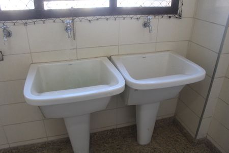 Apartamento à venda com 300m², 4 quartos e 2 vagasÁrea de Serviço