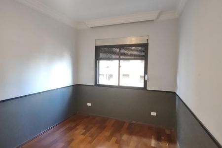 Apartamento à venda com 300m², 4 quartos e 2 vagas Apartamento à venda com 300m², 4 quartos e 2 vagasQuarto 2