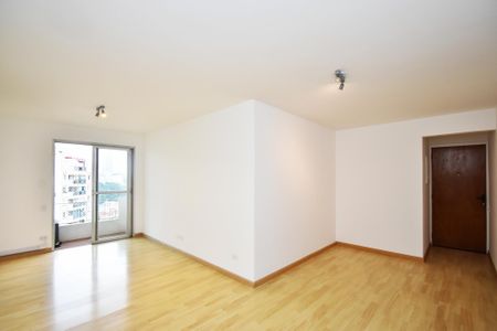 Sala 1 e 2 de apartamento para alugar com 3 quartos, 70m² em Vila Madalena, São Paulo