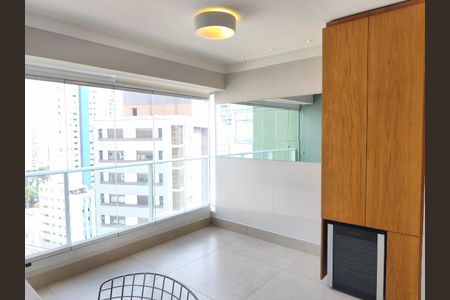 Apartamento à venda com 66m², 2 quartos e 2 vagas Apartamento à venda com 66m², 2 quartos e 2 vagasVaranda
