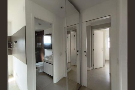 Apartamento à venda com 66m², 2 quartos e 2 vagas Apartamento à venda com 66m², 2 quartos e 2 vagasSuíte