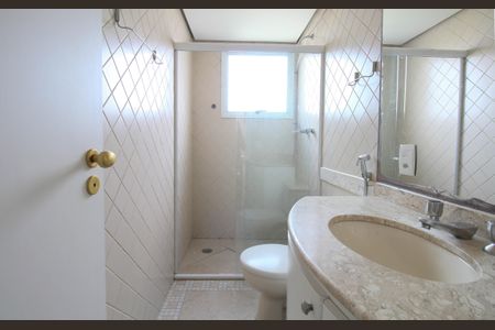 Apartamento à venda com 100m², 3 quartos e sem vaga Apartamento à venda com 100m², 3 quartos e sem vagaBanheiro Suíte