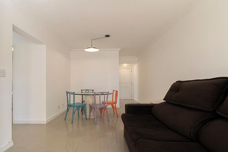 Sala de apartamento para alugar com 2 quartos, 65m² em Vila Uberabinha, São Paulo