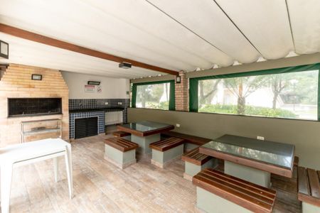 Apartamento para alugar com 68m², 2 quartos e 1 vagaÁrea comum - Churrasqueira