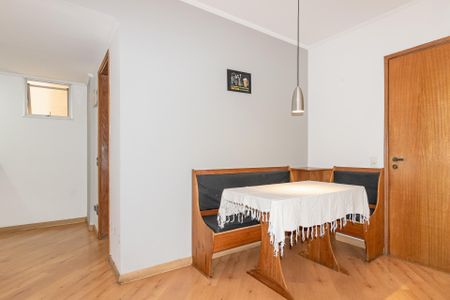 Apartamento para alugar com 68m², 2 quartos e 1 vagaSala