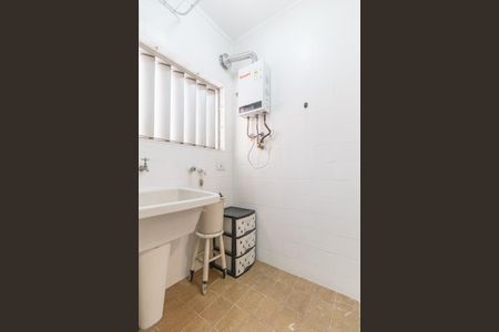 Apartamento para alugar com 68m², 2 quartos e 1 vagaÁrea de Serviço