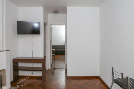 Apartamento para alugar com 67m², 1 quarto e 1 vagaSala