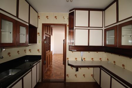 Apartamento para alugar com 75m², 2 quartos e 1 vagaCozinha