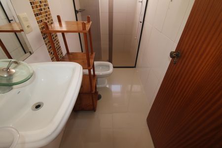 Apartamento para alugar com 75m², 2 quartos e 1 vagaBanheiro