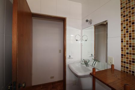 Apartamento para alugar com 75m², 2 quartos e 1 vagaBanheiro