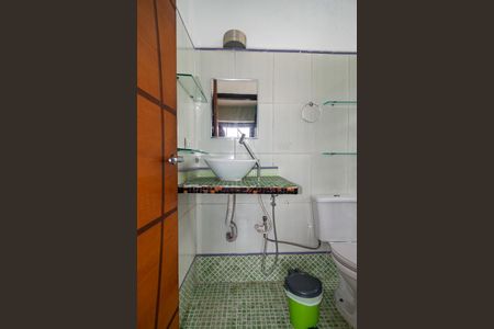 Banheiro Social de apartamento para alugar com 1 quarto, 40m² em Bela Vista, São Paulo