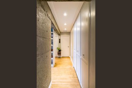 Apartamento à venda com 92m², 2 quartos e 2 vagas Apartamento à venda com 92m², 2 quartos e 2 vagasCorredor