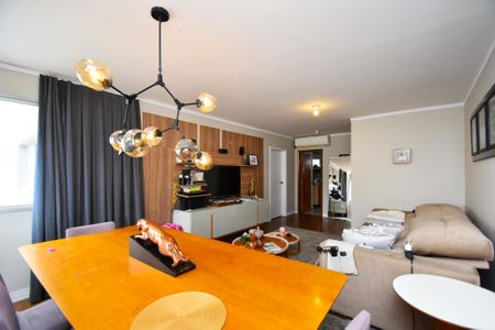 Apartamento à venda com 120m², 3 quartos e 1 vaga Apartamento à venda com 120m², 3 quartos e 1 vagaSala de jantar