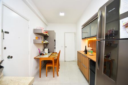 Apartamento à venda com 120m², 3 quartos e 1 vaga Apartamento à venda com 120m², 3 quartos e 1 vagaCozinha