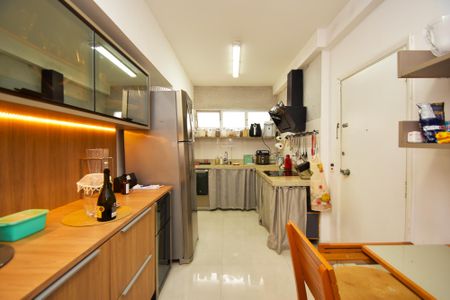 Apartamento à venda com 120m², 3 quartos e 1 vaga Apartamento à venda com 120m², 3 quartos e 1 vagaCozinha