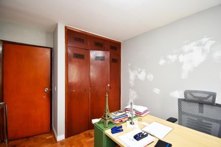 Quarto de apartamento à venda com 3 quartos, 120m² em Jardim Paulista, São Paulo