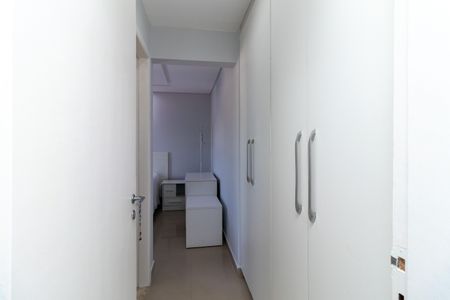 Apartamento à venda com 60m², 2 quartos e 1 vaga Apartamento à venda com 60m², 2 quartos e 1 vagaCorredor