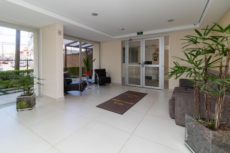 Apartamento à venda com 60m², 2 quartos e 1 vaga Apartamento à venda com 60m², 2 quartos e 1 vagaHall social