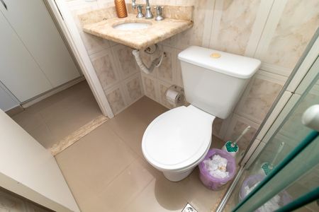 Apartamento à venda com 60m², 2 quartos e 1 vaga Apartamento à venda com 60m², 2 quartos e 1 vagaBanheiro da Suíte