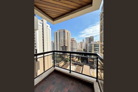Apartamento para alugar com 95m², 1 quarto e 1 vagaVaranda