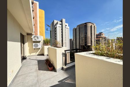 Apartamento para alugar com 95m², 1 quarto e 1 vagavaranda da cobertura