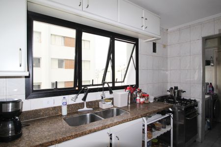 Apartamento para alugar com 140m², 4 quartos e 2 vagasCozinha