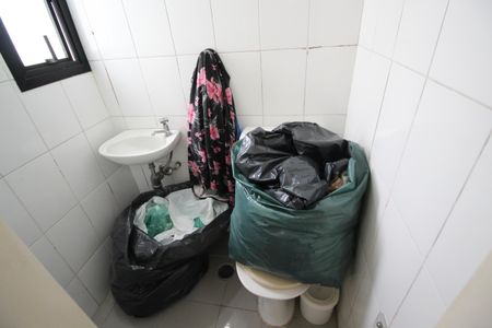 Apartamento para alugar com 140m², 4 quartos e 2 vagasBanheiro de serviço