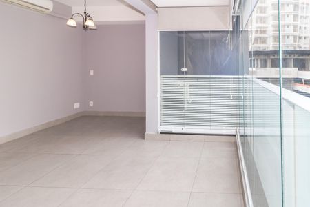 Studio à venda com 25m², 1 quarto e 1 vaga Studio à venda com 25m², 1 quarto e 1 vagaSacada