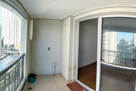 Apartamento para alugar com 64m², 3 quartos e 1 vaga Apartamento para alugar com 64m², 3 quartos e 1 vagaVaranda