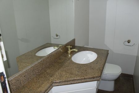 Apartamento para alugar com 360m², 2 quartos e 4 vagasLavabo