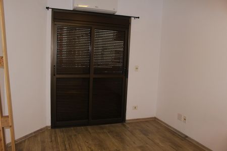 Apartamento para alugar com 360m², 2 quartos e 4 vagasSuíte