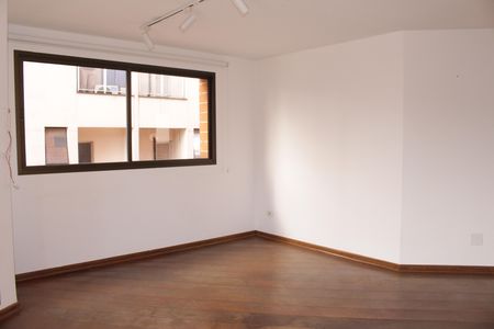 Apartamento para alugar com 360m², 2 quartos e 4 vagasCobertura
