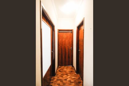 Corredor de apartamento à venda com 3 quartos, 147m² em Santana, São Paulo