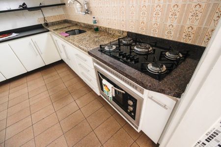 Apartamento à venda com 147m², 3 quartos e 1 vaga Apartamento à venda com 147m², 3 quartos e 1 vagaCozinha