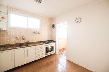 Apartamento à venda com 147m², 3 quartos e 1 vaga Apartamento à venda com 147m², 3 quartos e 1 vagaCozinha