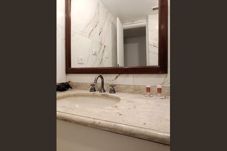 Apartamento à venda com 41m², 1 quarto e 1 vaga Apartamento à venda com 41m², 1 quarto e 1 vagaBanheiro