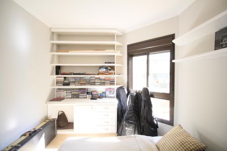 Apartamento à venda com 243m², 4 quartos e 4 vagasQuarto