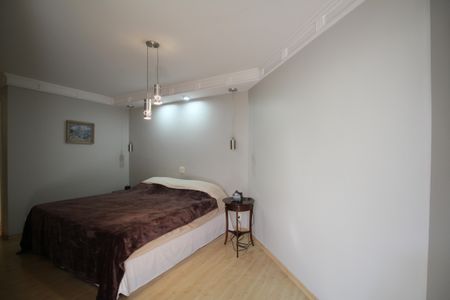 Apartamento à venda com 243m², 4 quartos e 4 vagasSuíte 1