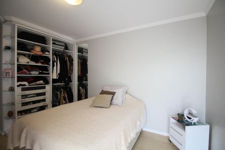 Apartamento à venda com 243m², 4 quartos e 4 vagasSuíte 2