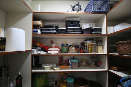 Apartamento à venda com 243m², 4 quartos e 4 vagasDispensa