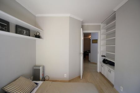 Apartamento à venda com 243m², 4 quartos e 4 vagasQuarto