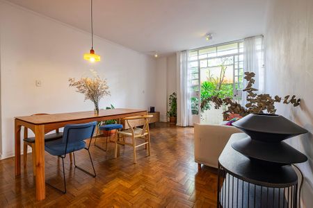 Apartamento para alugar com 70m², 2 quartos e 1 vaga Apartamento para alugar com 70m², 2 quartos e 1 vagaSala