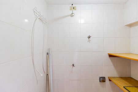 Apartamento à venda com 68m², 2 quartos e 1 vagaBanheiro de serviço
