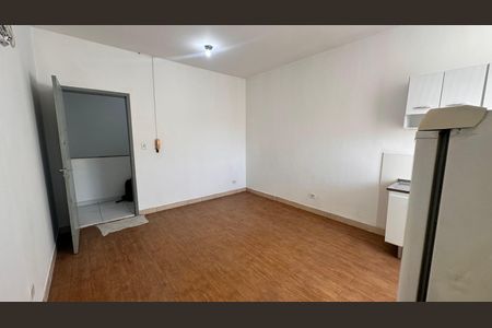 Casa para alugar com 1 quarto, 25m² em Santo Amaro, São Paulo