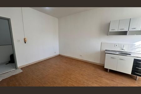 Casa para alugar com 1 quarto, 25m² em Santo Amaro, São Paulo